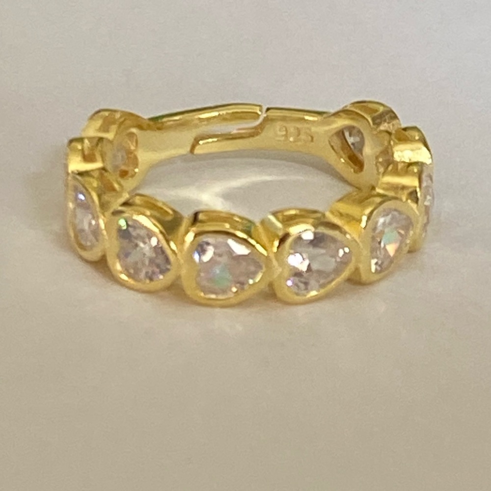 925 Silver band ring 5.5 heart clear cz stones 18k yellow gold plated - Picture 6 of 6
